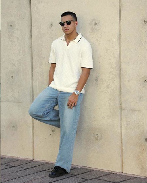 Abercrombie & Fitch short sleeve knit resort button through polo in cream