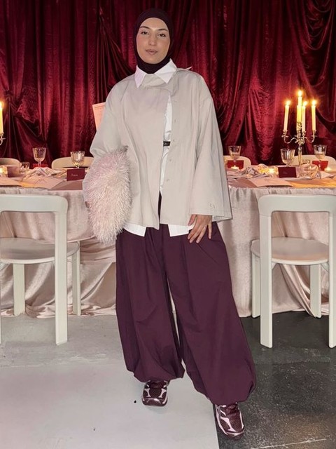 ASOS DESIGN cotton balloon trouser in plum