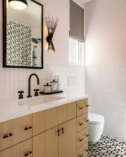Strada Small Sconce - KW2070 | Visual Comfort