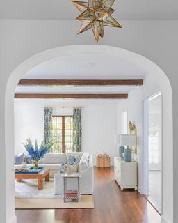 Moravian Medium Star Lantern - CHC5211 | Visual Comfort