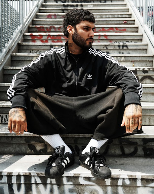 pepitoさま adidas superstar urban research BUYER × STYLIST INTERVIEW】 adidas 「SUPERSTAR」50周年を記念