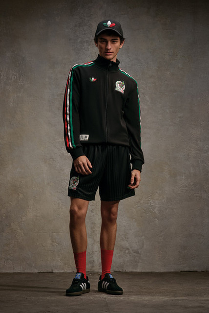 ◆新品タグ付◆ FCRB AUTHENTIC LOGO IGUSA MAT 黒 Lookbook/Ugc/4327551080 | adidas US