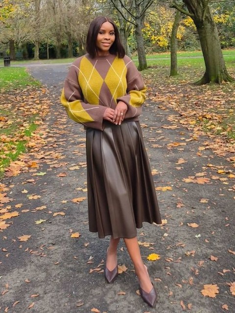 ASOS DESIGN fluffy knitted argyle jumper in brown chocolate