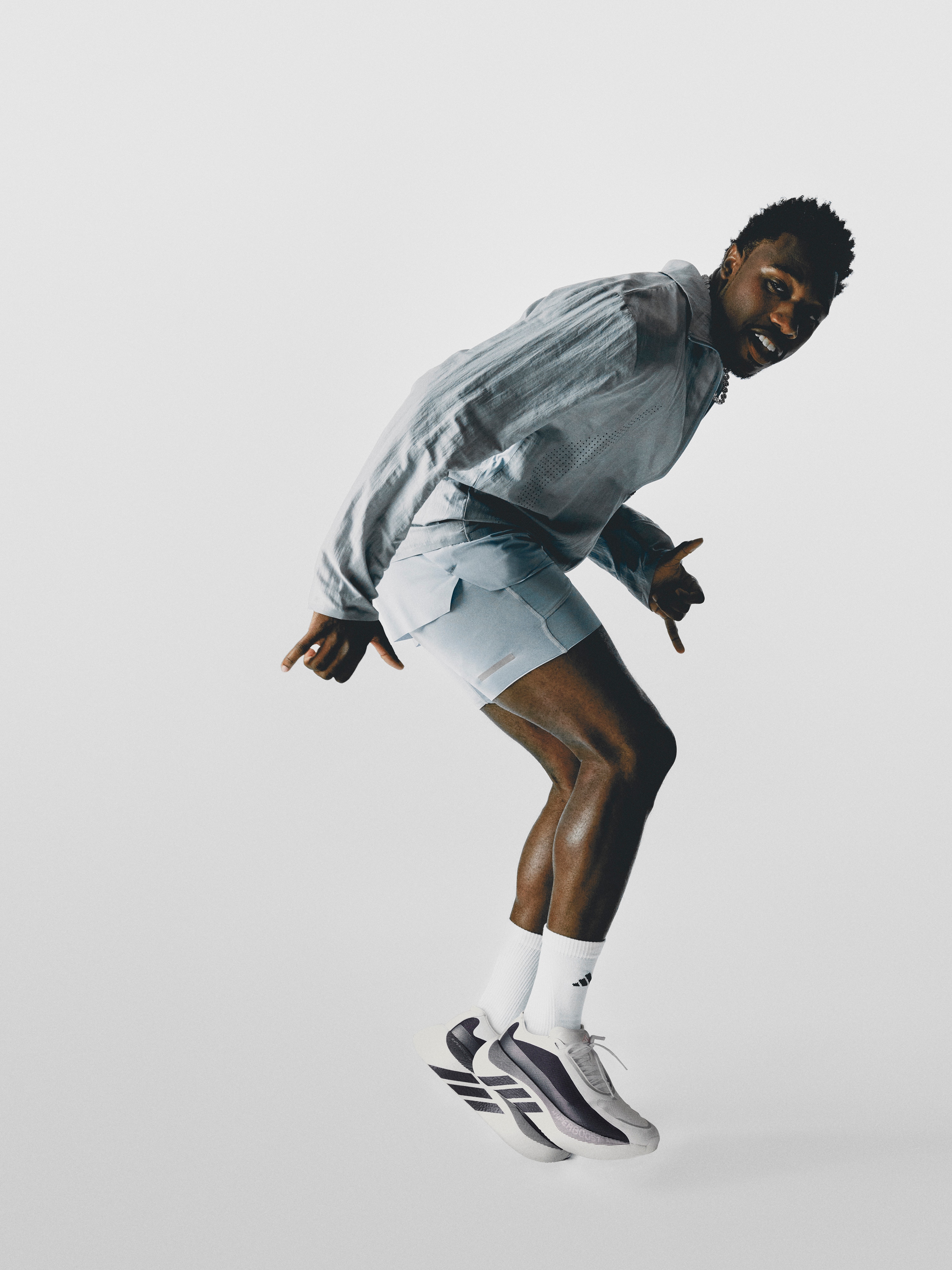 アディダス ハイパーブースト エッジ ランニング / HYPERBOOST EDGE