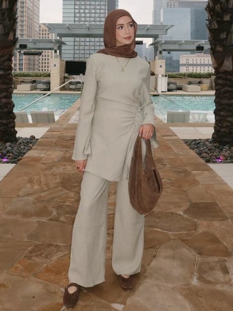 ASOS DESIGN Lava premium chisel toe mary jane ballet flats in chocolate suede