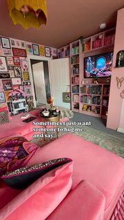 Monday Mood 🫶

Asking for a friend, they were too shy to ask this 😅
Is there a full time, well paid, job where you can read, decorate and drink coffee all day? 💕

👉 Look at me double posting! I’ve got so many drafts from April and May that I never posted as I was so busy with everything else! 

#maximalistinteriors #diyhomedecor #apartmenttherapy #interiorstyling #booksandcoffee 

✨⭐️

Going to give keywords a try again:
Monday mood • colourful home • eclectic interiors • maximalist interiors • reading nook • coffee lover • book collector • cosy living • home décor inspiration • bookish lifestyle