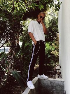 AllSaints - T-shirt Hiruma